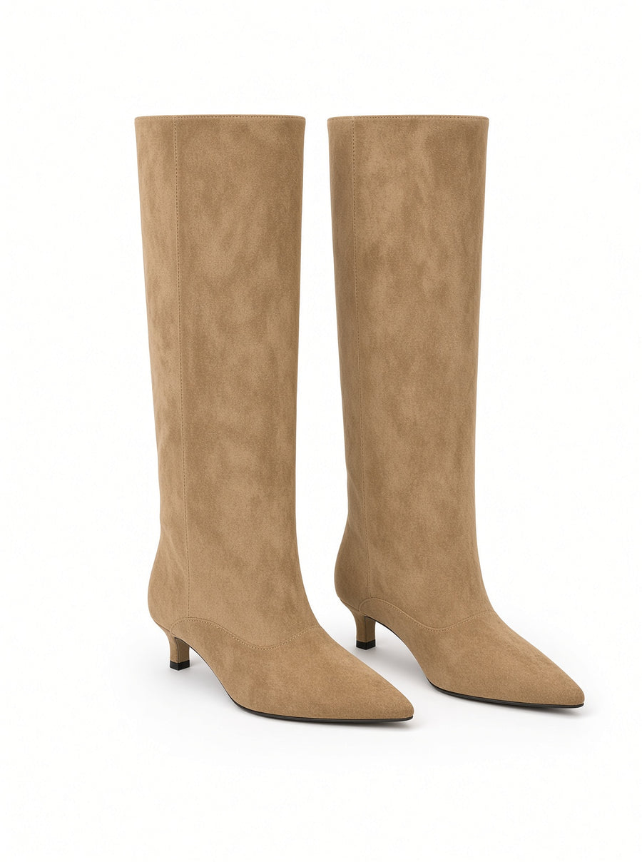 Valentina Kniehohe Stiefel aus Wildleder mit spitzer Zehenpartie