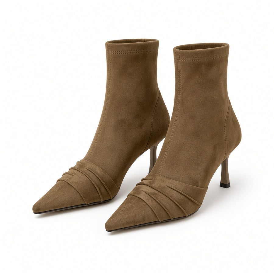 Wren Französische Wildleder-Stiefeletten mit spitzer Kappe
